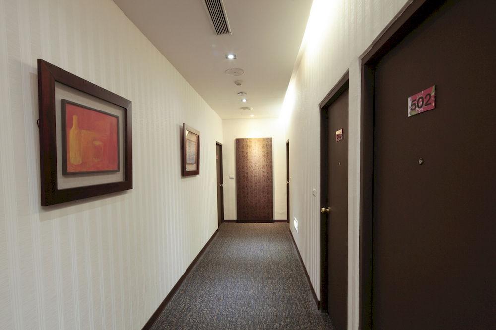 Cambridge Confucius Inn Tainan Exterior photo