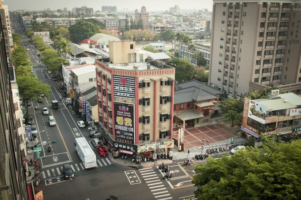 Cambridge Confucius Inn Tainan Exterior photo