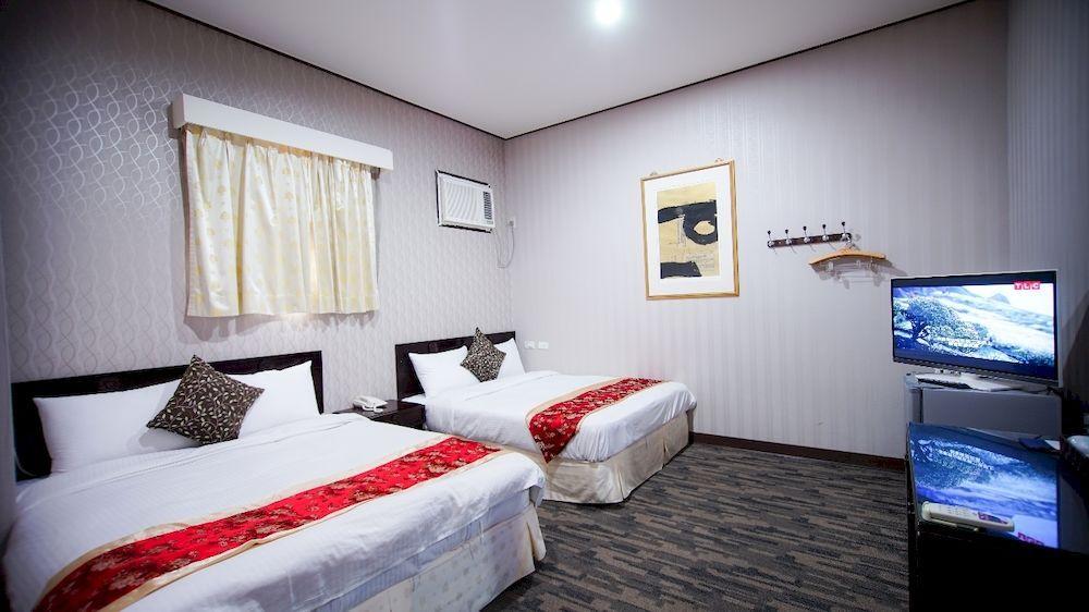 Cambridge Confucius Inn Tainan Exterior photo