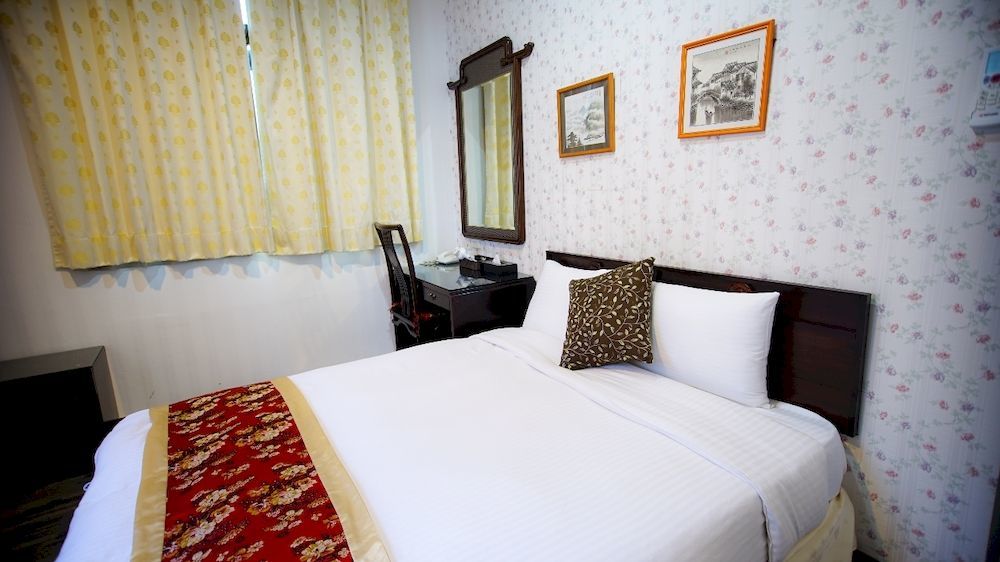 Cambridge Confucius Inn Tainan Exterior photo